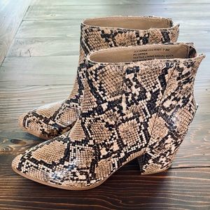 COPY - NWOT Steve Madden Snake Print Booties!